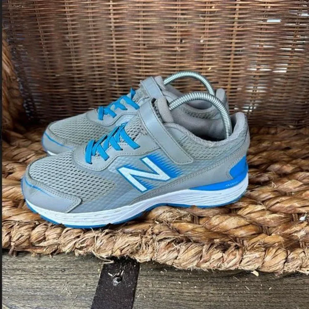New Balance Sz 7 Kids 680v6‎ Grey/Blue YA680LS6 Running Sneakers